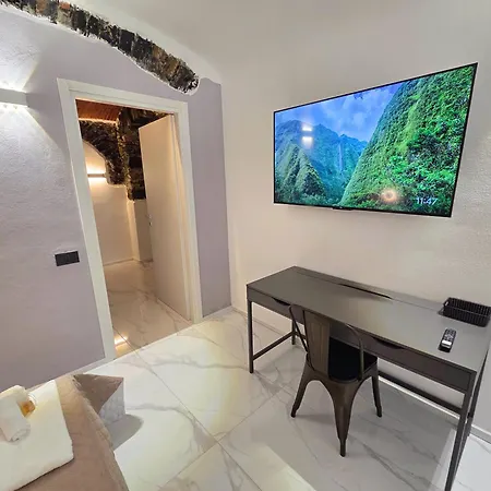 Alojamento de Acomodação e Pequeno-almoço Girò La Spezia