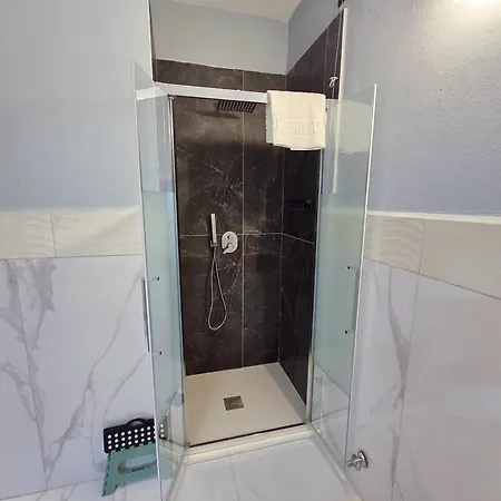 Giro Bed and Breakfast