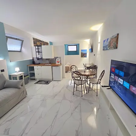 Giro Bed and Breakfast 3*