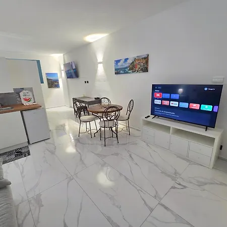 Alojamento de Acomodação e Pequeno-almoço Girò La Spezia